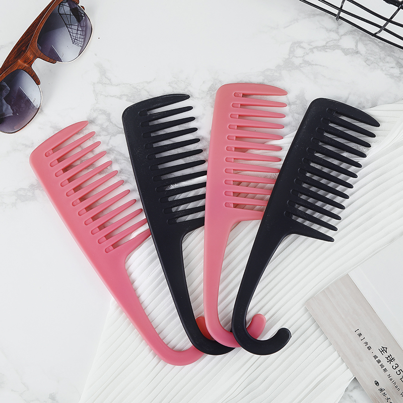 plastic comb